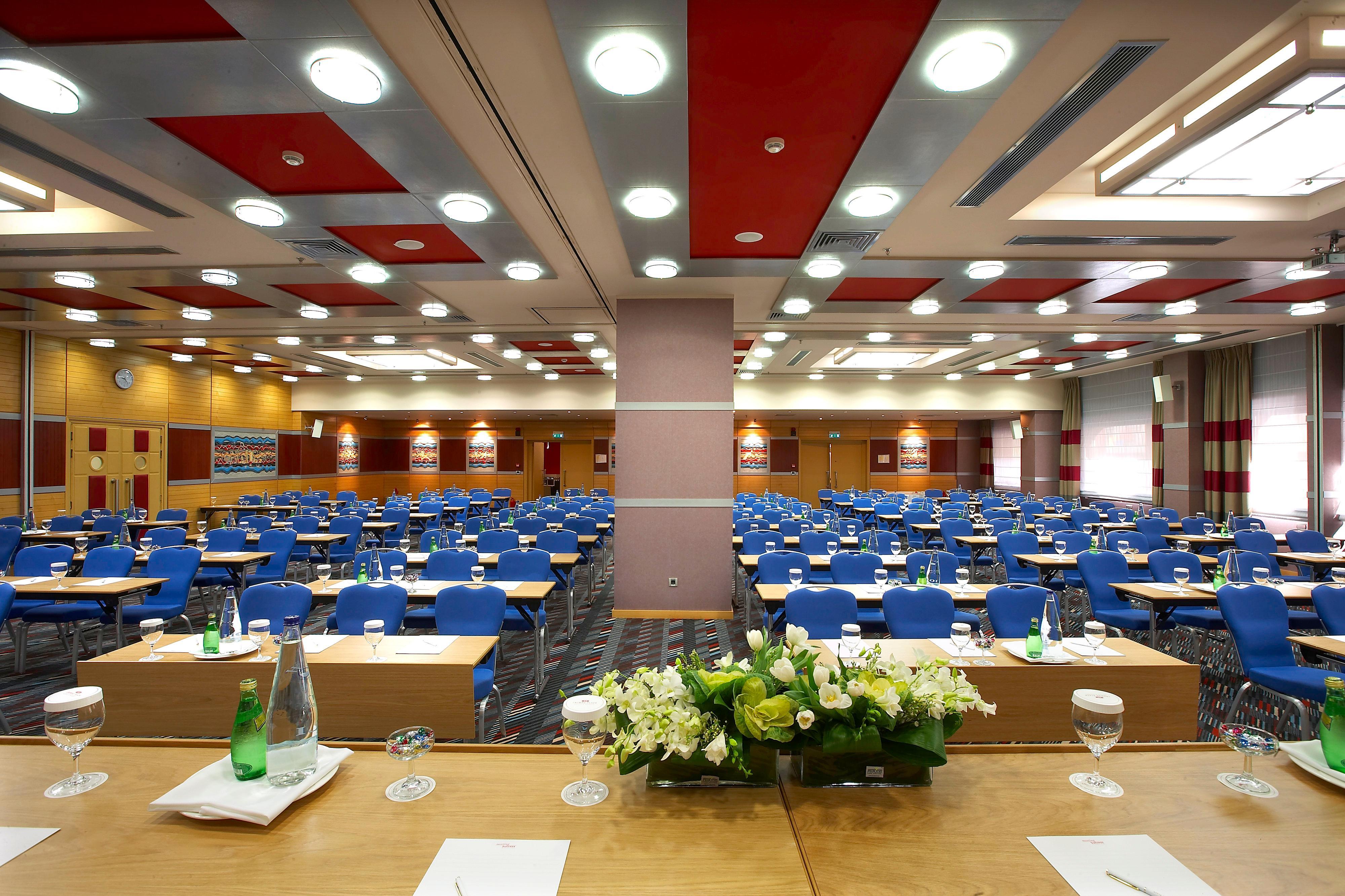 Crowne Plaza Athens City Centre By Ihg Bagian luar foto
